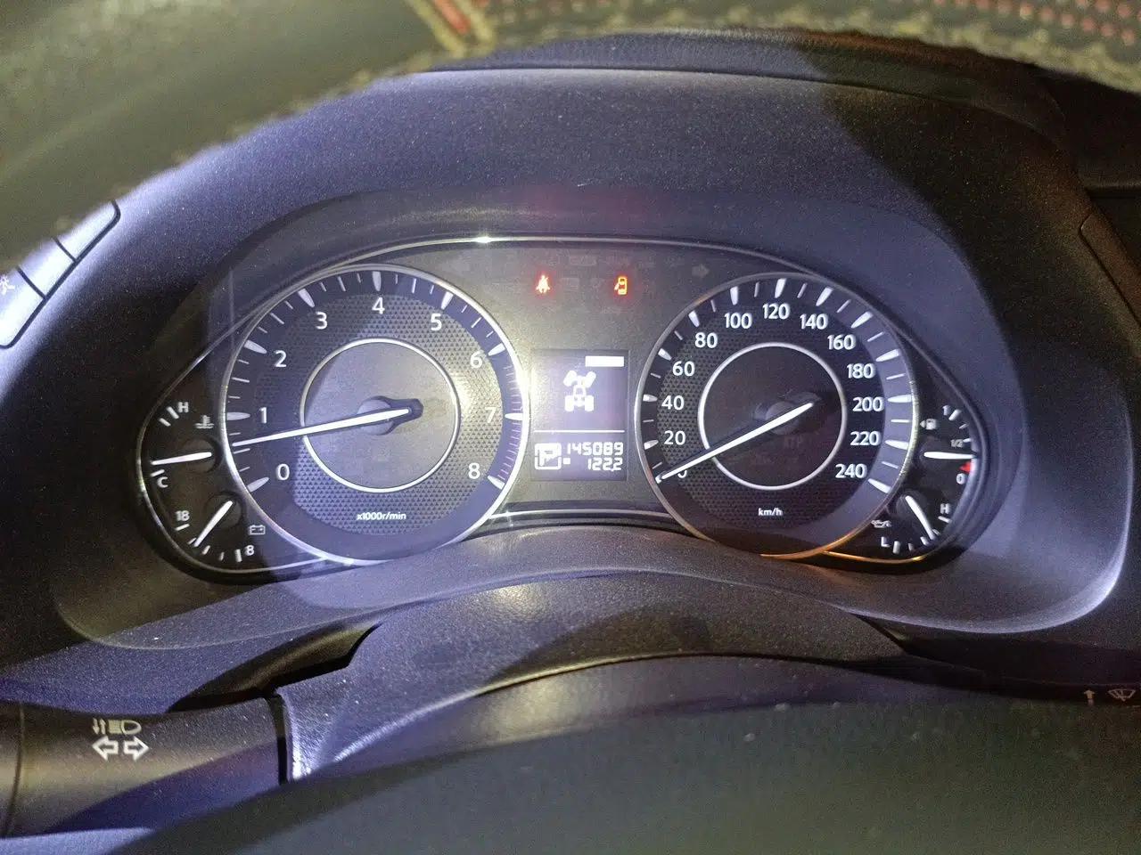 Nissan Patrol 2017 4.0L Parallel Import — миниатюра 11