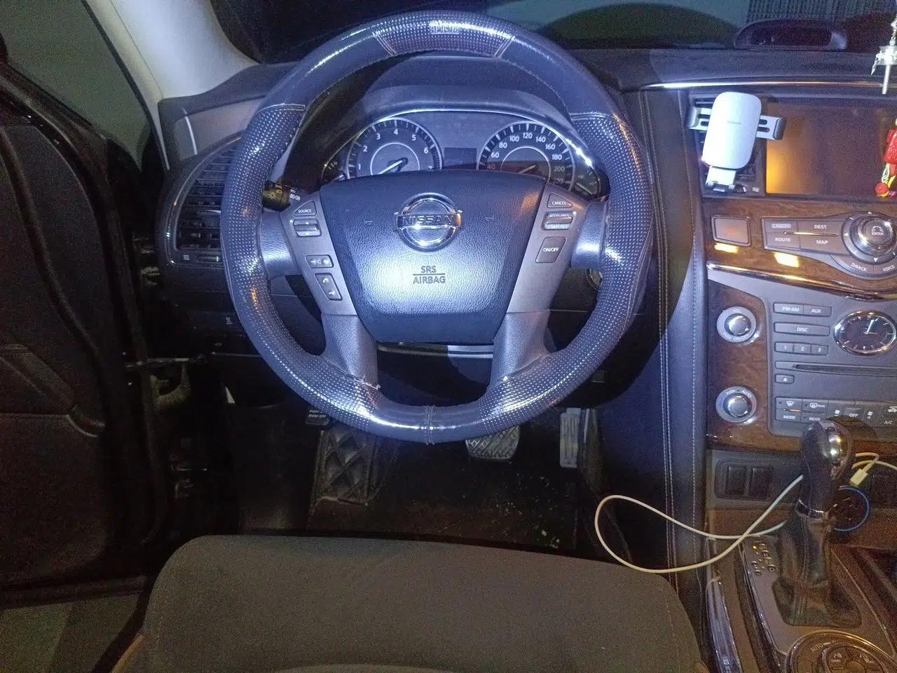 Nissan Patrol 2017 4.0L Parallel Import — миниатюра 10