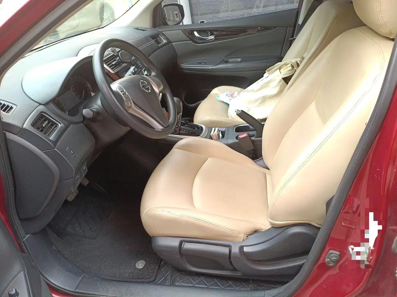 Nissan Tiida 2016 1.6L CVT Cool Dynamic Edition — миниатюра 15