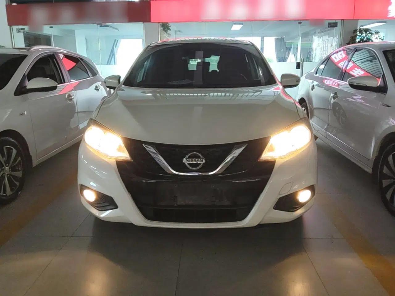 Nissan Tiida 2016 1.6L CVT Smart Drive Edition — миниатюра 2