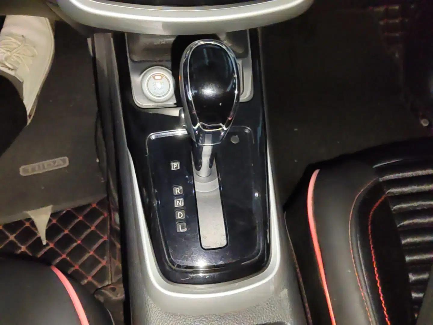 Nissan Tiida 2016 1.6L CVT Smart Drive Edition — миниатюра 16