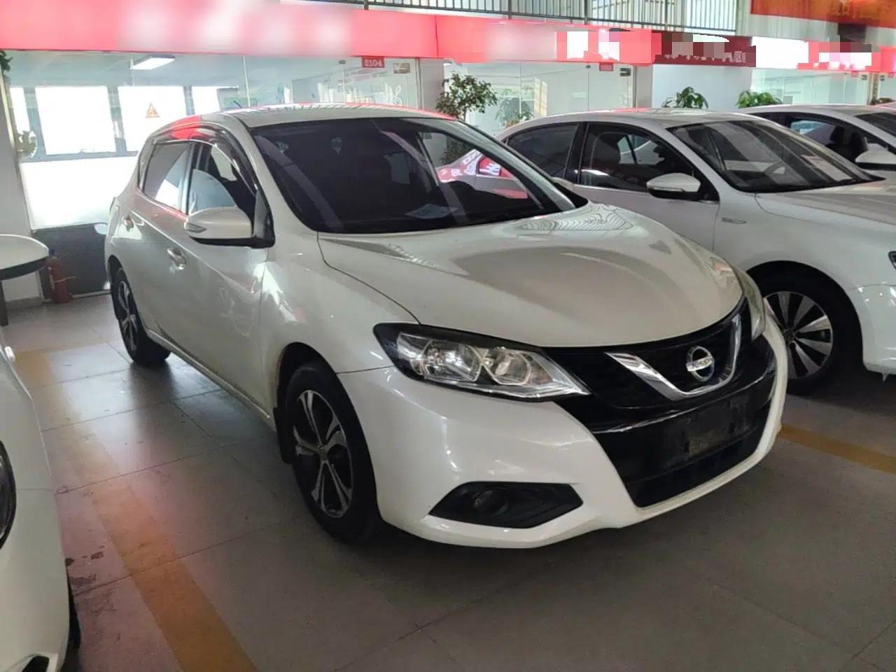 Nissan Tiida 2016 1.6L CVT Smart Drive Edition — миниатюра 3