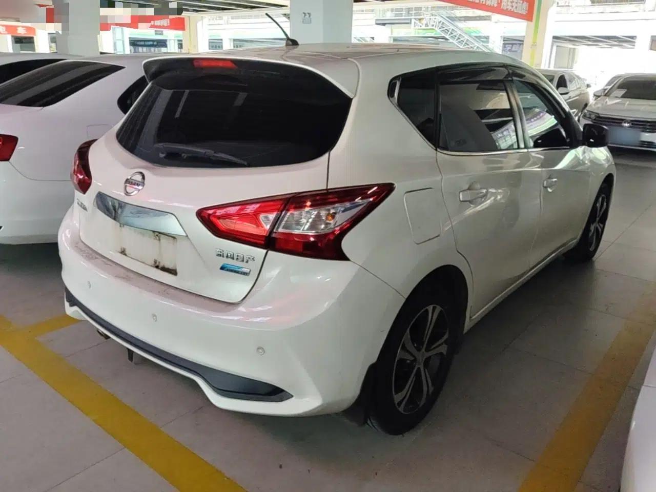 Nissan Tiida 2016 1.6L CVT Smart Drive Edition — миниатюра 6
