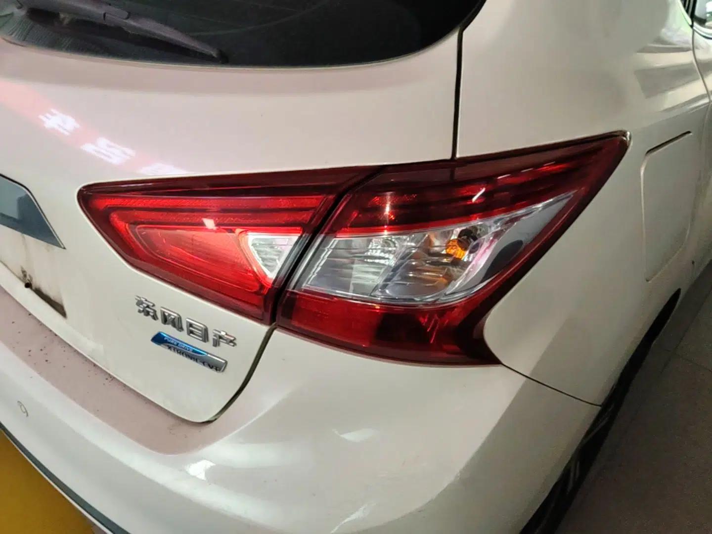 Nissan Tiida 2016 1.6L CVT Smart Drive Edition — миниатюра 9