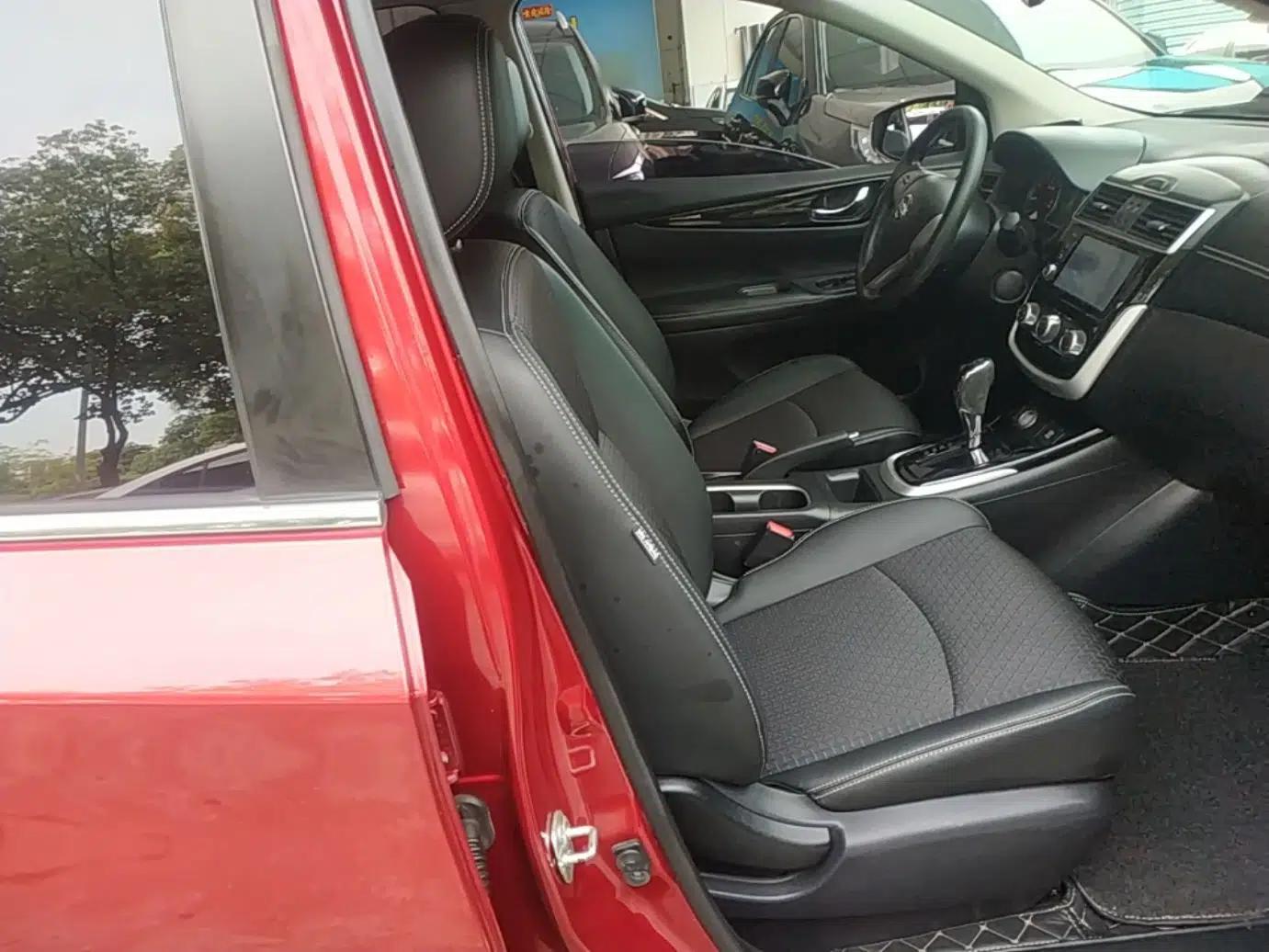Nissan Tiida 2016 1.6L CVT Smart Drive Edition — миниатюра 19
