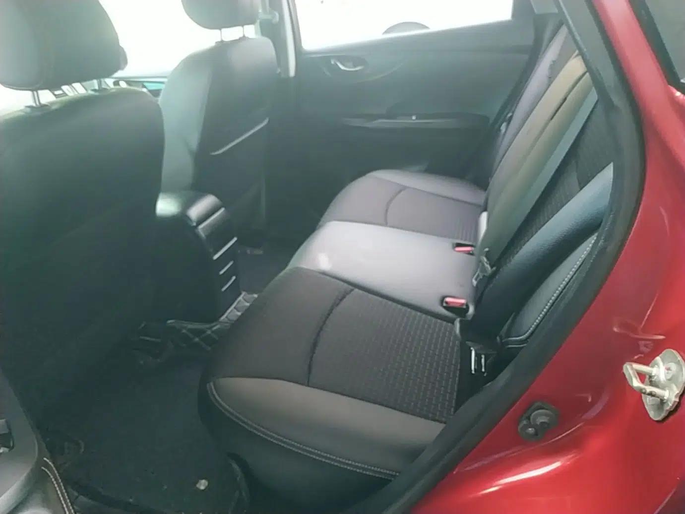 Nissan Tiida 2016 1.6L CVT Smart Drive Edition — миниатюра 20