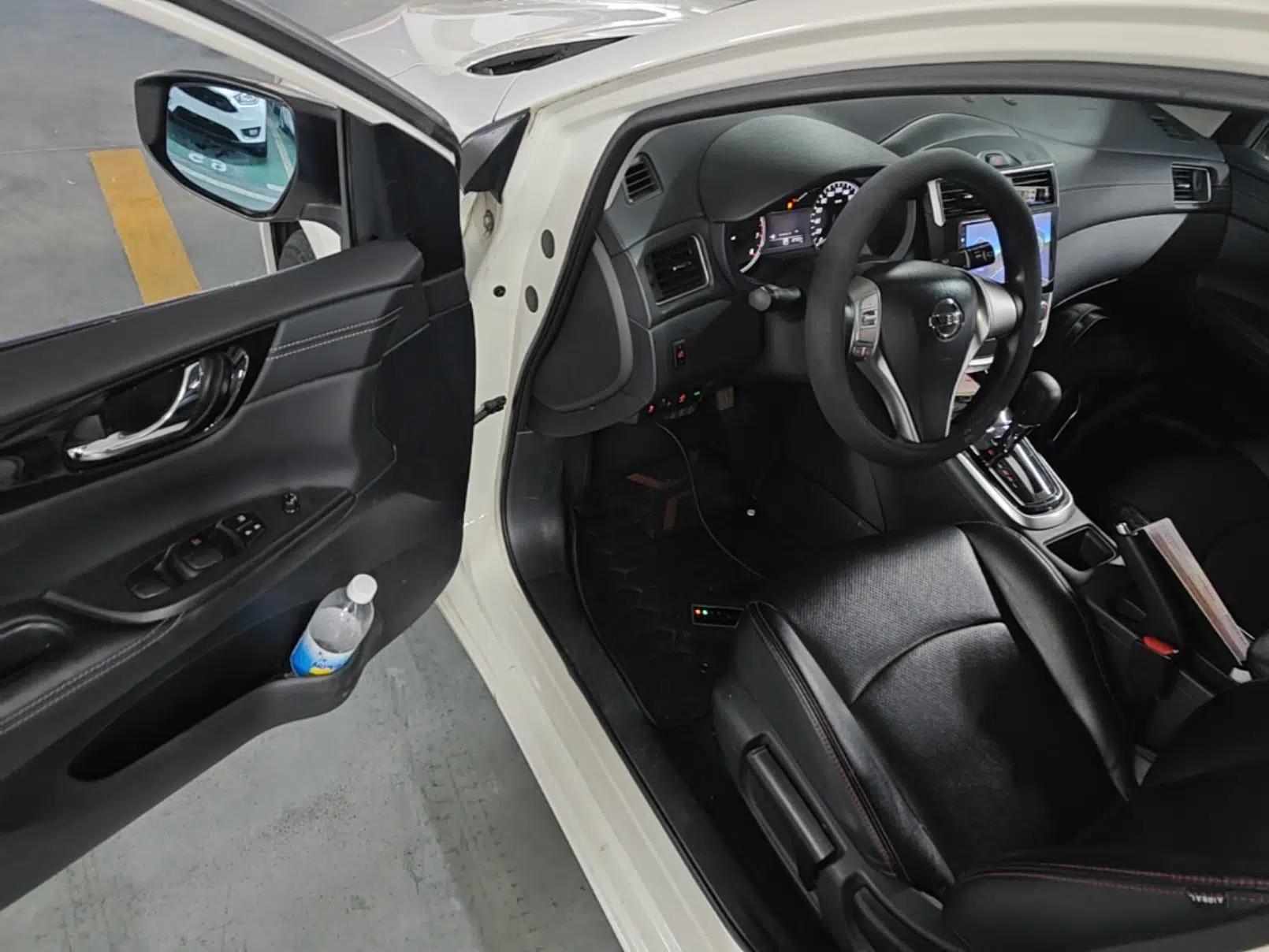 Nissan Tiida 2021 1.6L CVT Cool Edition — миниатюра 18