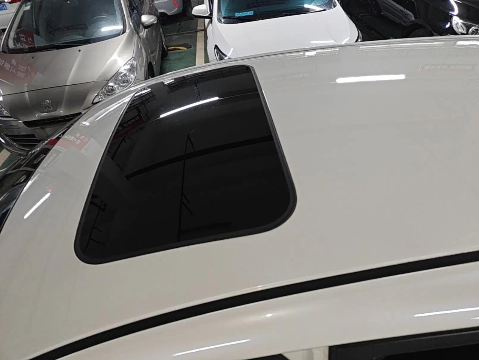 Nissan Tiida 2021 1.6L CVT Cool Edition — миниатюра 7
