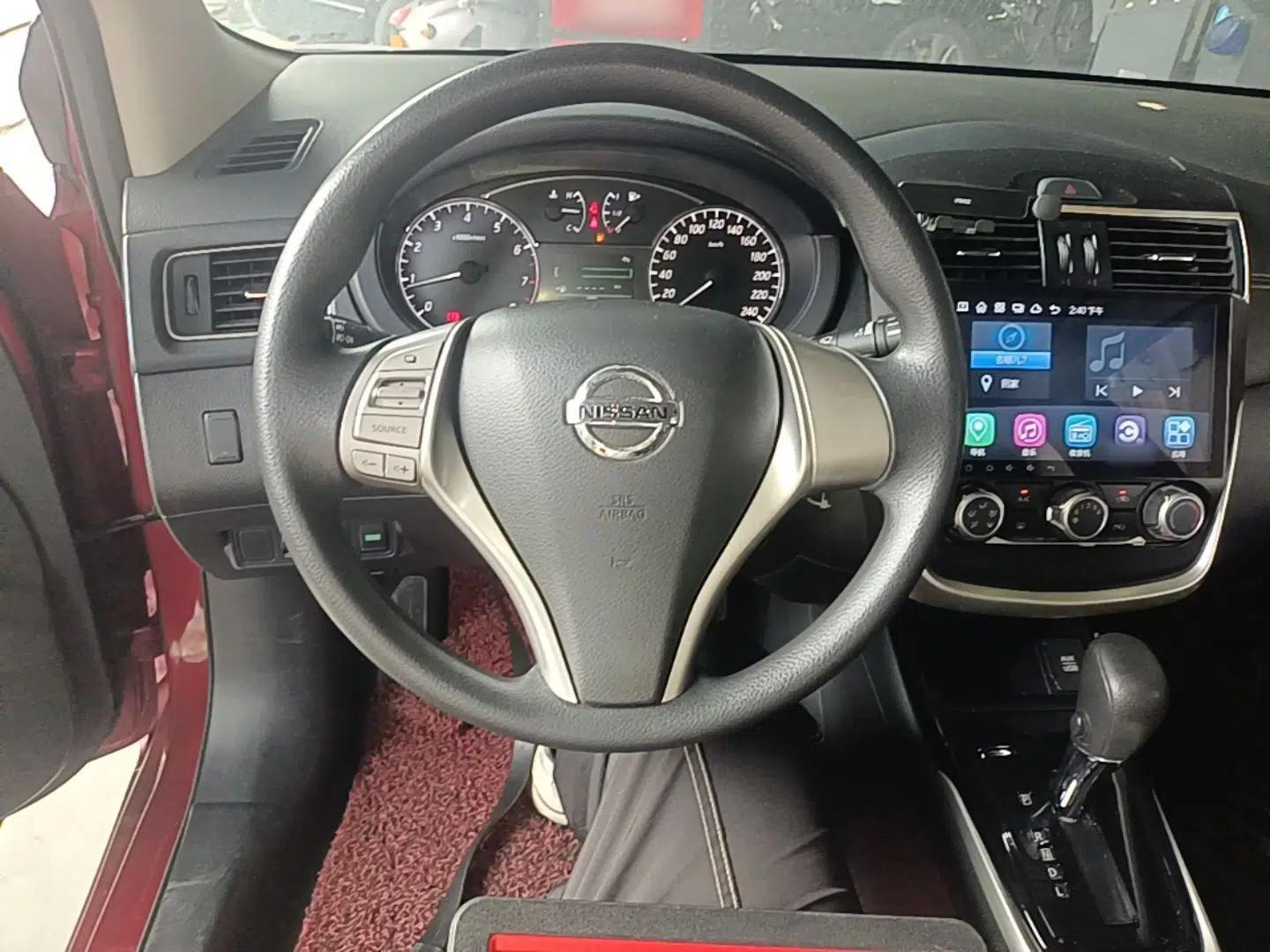 Nissan Tiida 2016 1.6L CVT Cool Dynamic Edition — миниатюра 13