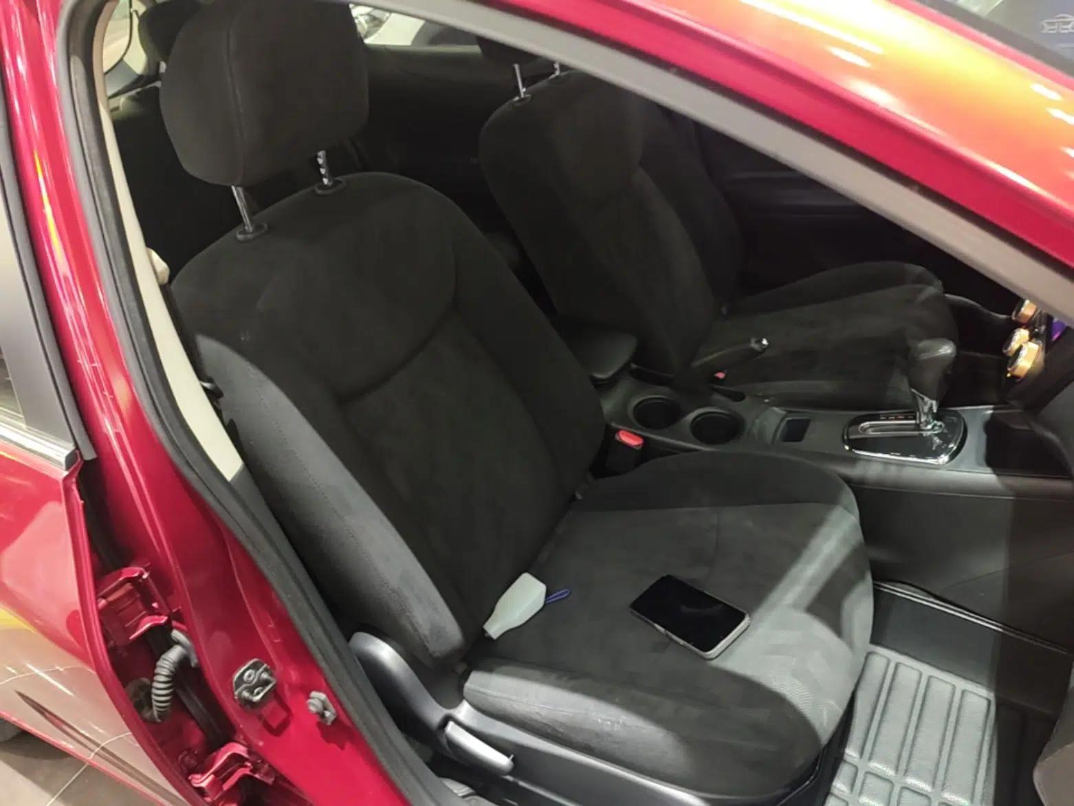 Nissan Tiida 2014 1.6L CVT Comfort Model — миниатюра 19