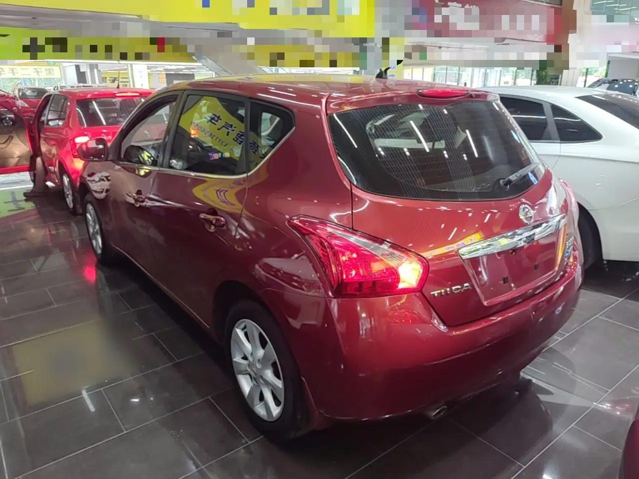 Nissan Tiida 2014 1.6L CVT Comfort Model — миниатюра 4