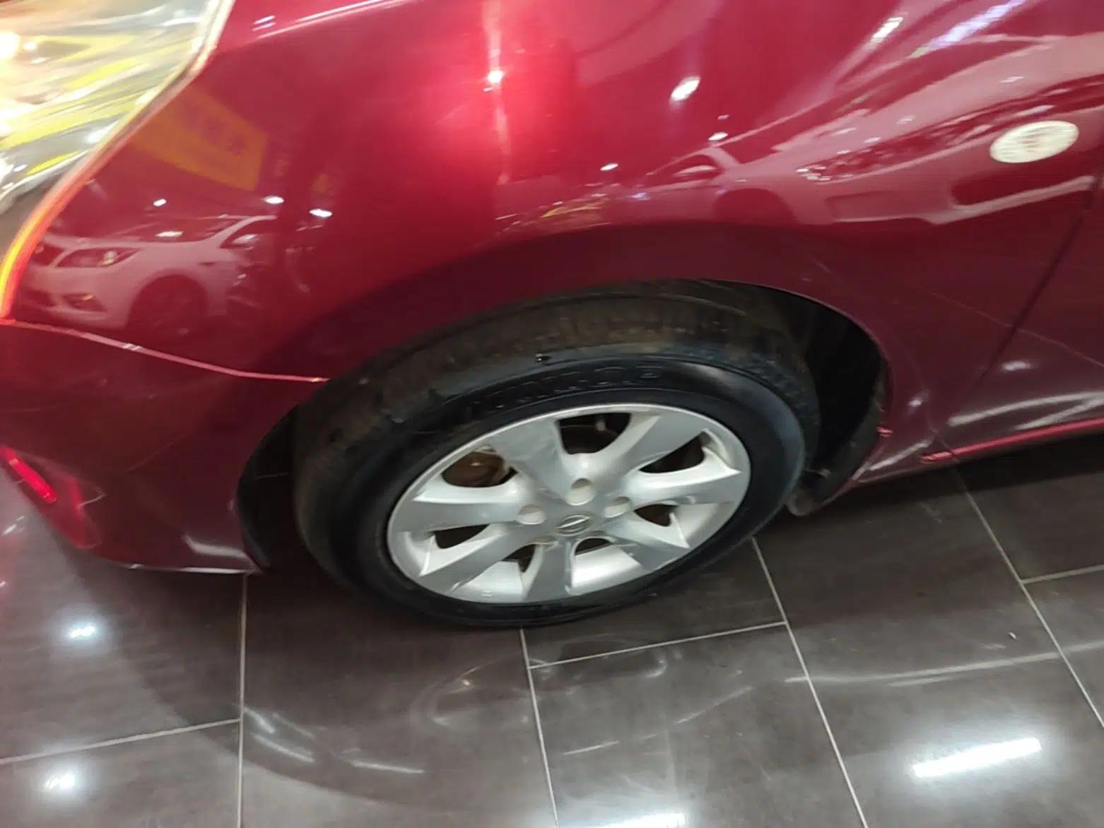 Nissan Tiida 2014 1.6L CVT Comfort Model — миниатюра 10