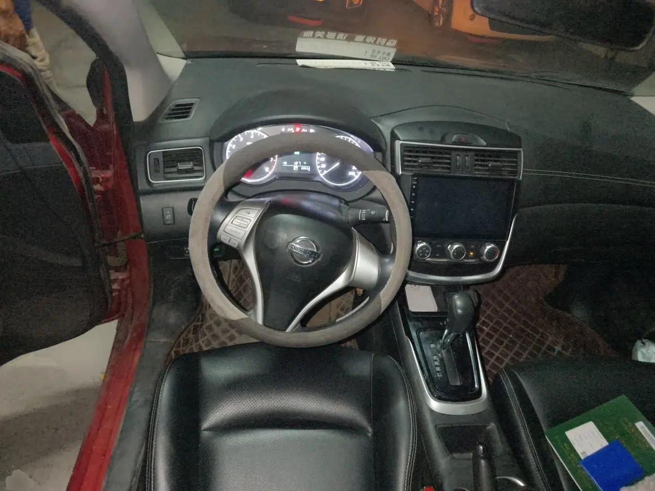 Nissan Tiida 2016 1.6L CVT Cool Dynamic Edition — миниатюра 10