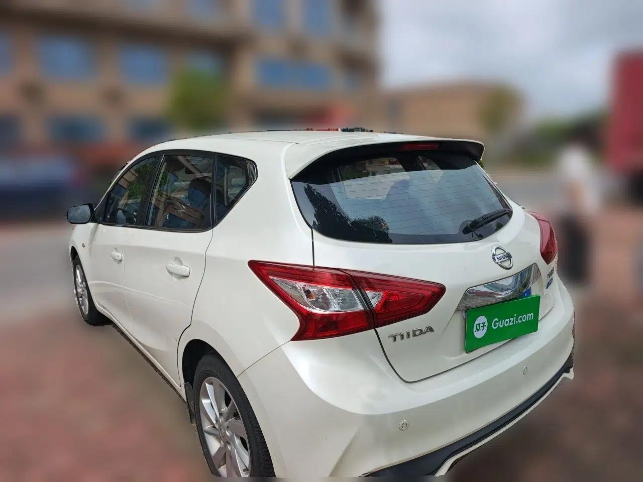 Nissan Tiida 2019 1.6L CVT Cool Edition China VI Standard — миниатюра 4