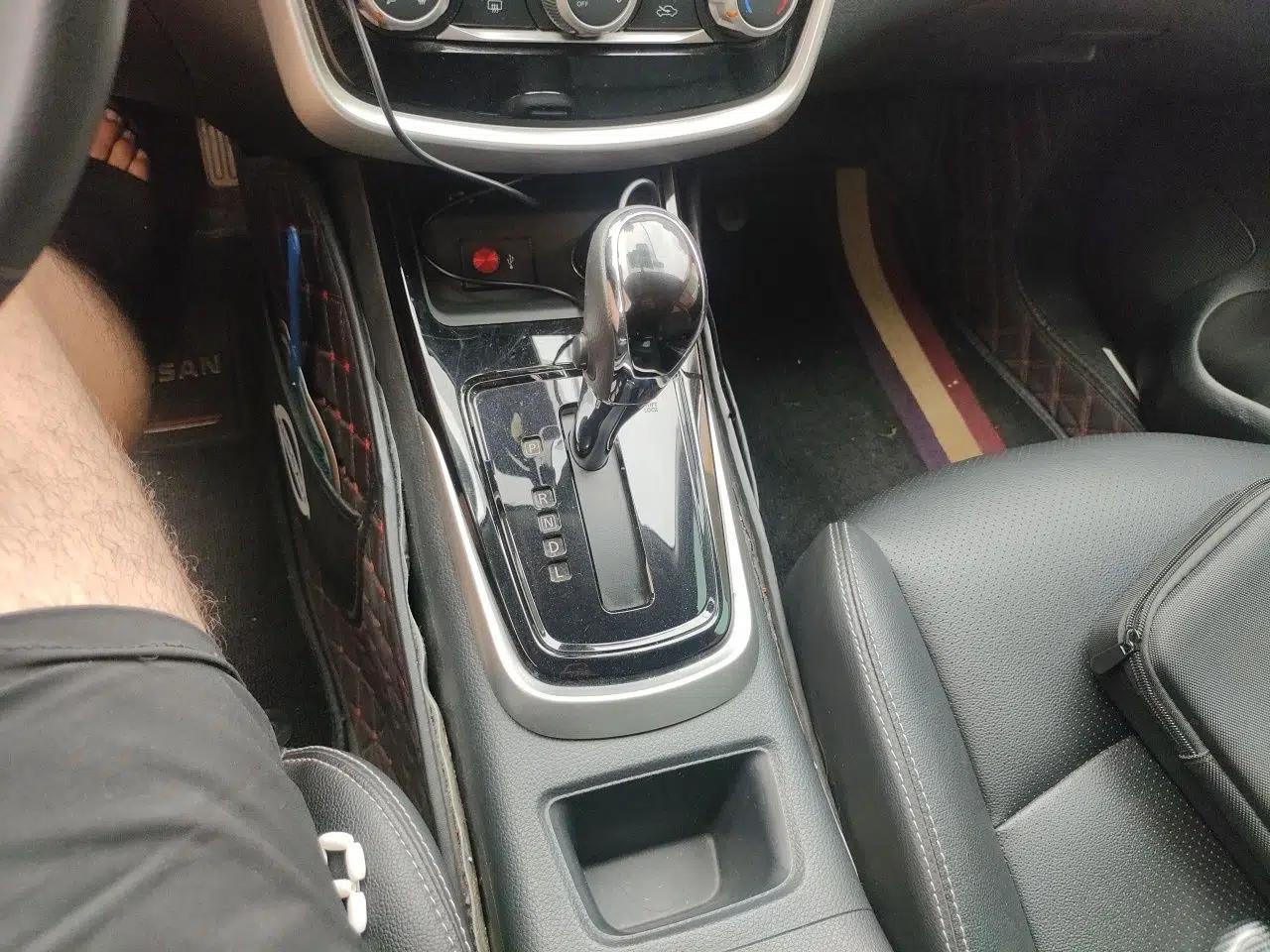 Nissan Tiida 2021 1.6L CVT Smart Drive Edition — миниатюра 14