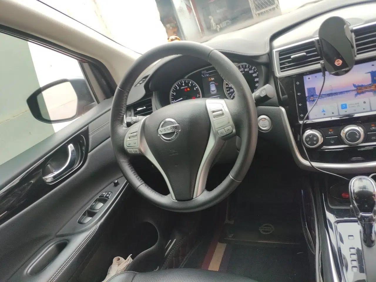 Nissan Tiida 2021 1.6L CVT Smart Drive Edition — миниатюра 10
