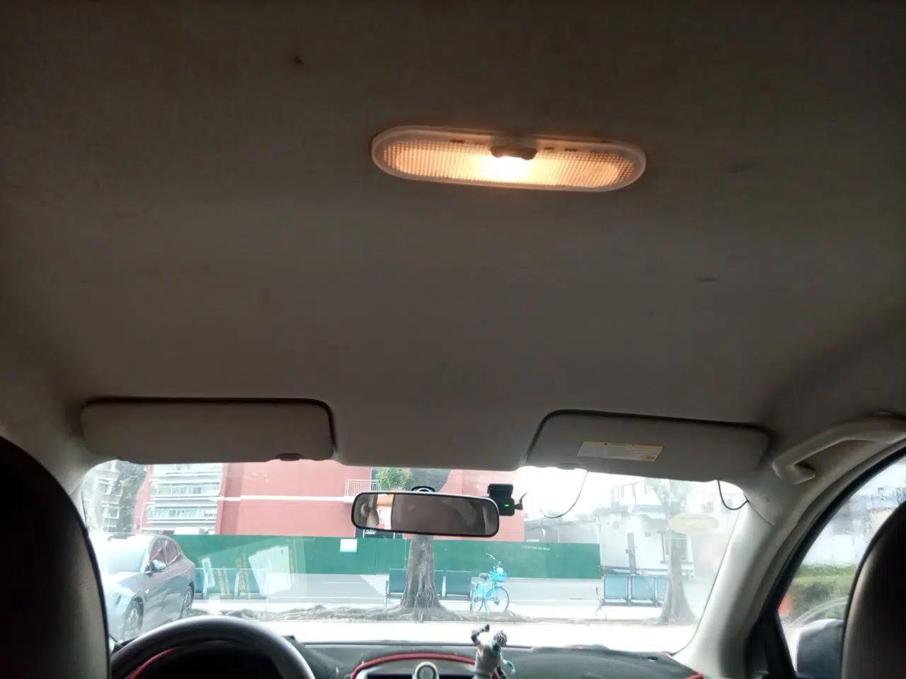 Nissan Sunny 2014 1.5XE Manual Comfort Edition — миниатюра 18