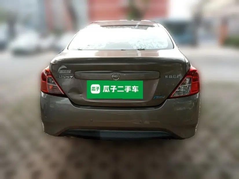 Nissan Sunny 2014 1.5XE Manual Comfort Edition — миниатюра 5