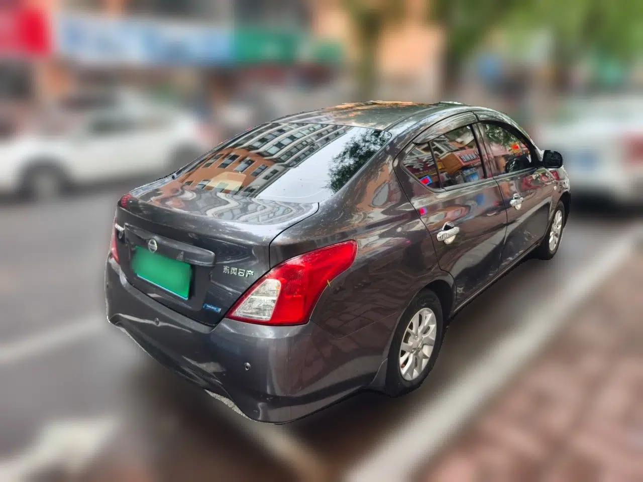Nissan Sunny 2014 1.5XE Manual Elite Edition — миниатюра 6