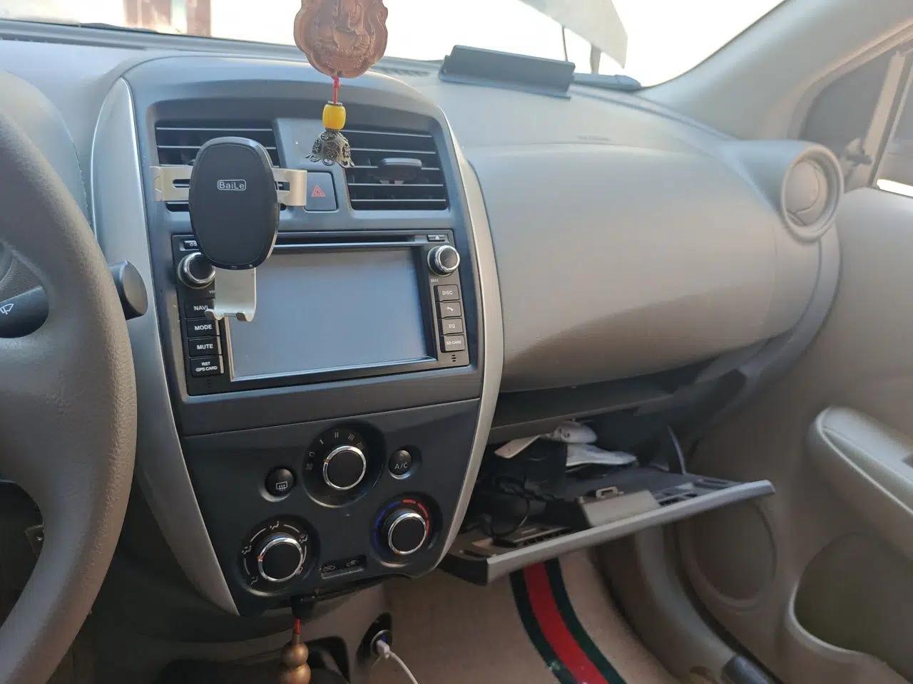 Nissan Sunny 2015 1.5XE Manual Comfort Edition — миниатюра 13