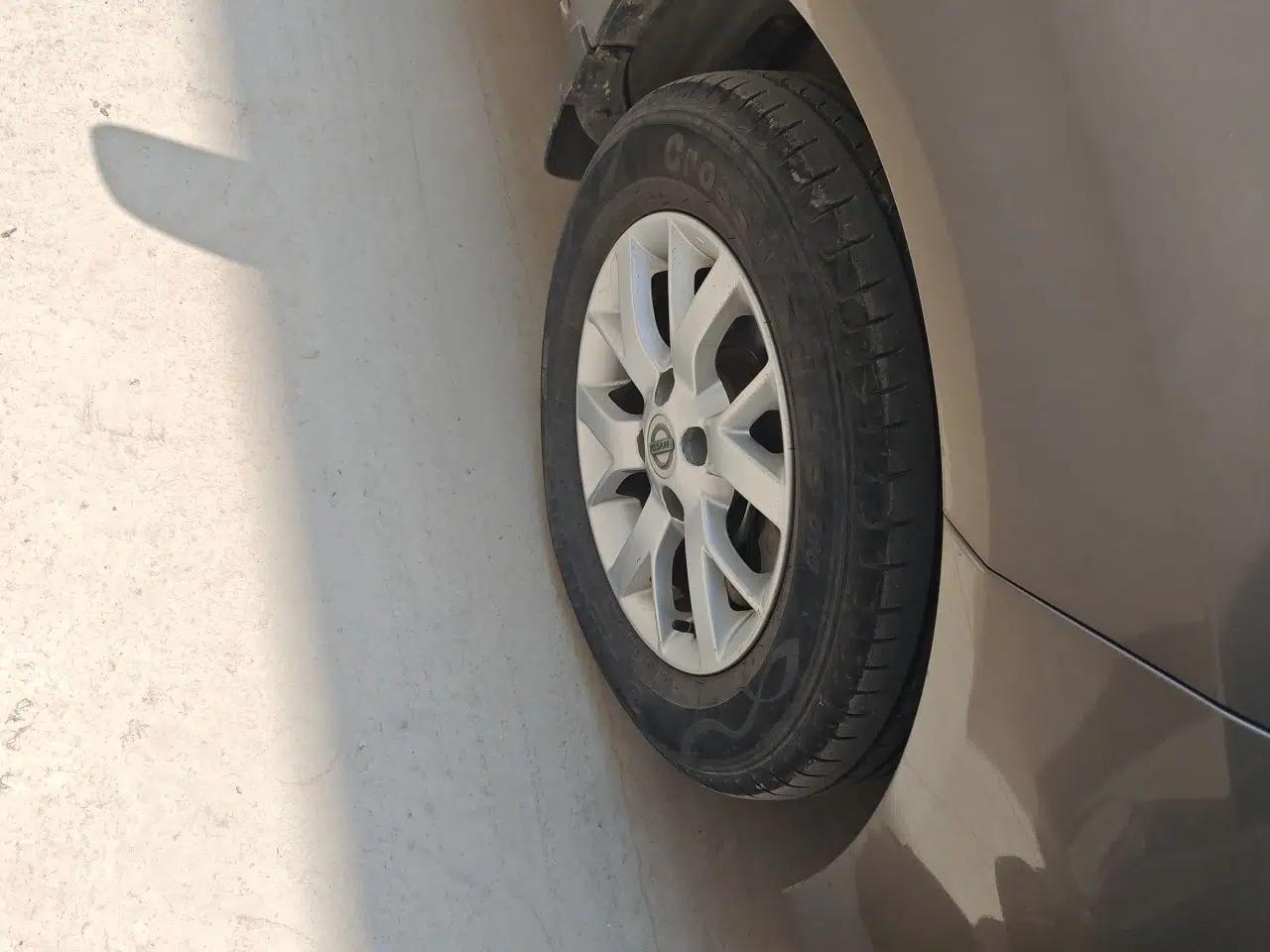 Nissan Sunny 2015 1.5XE Manual Comfort Edition — миниатюра 8