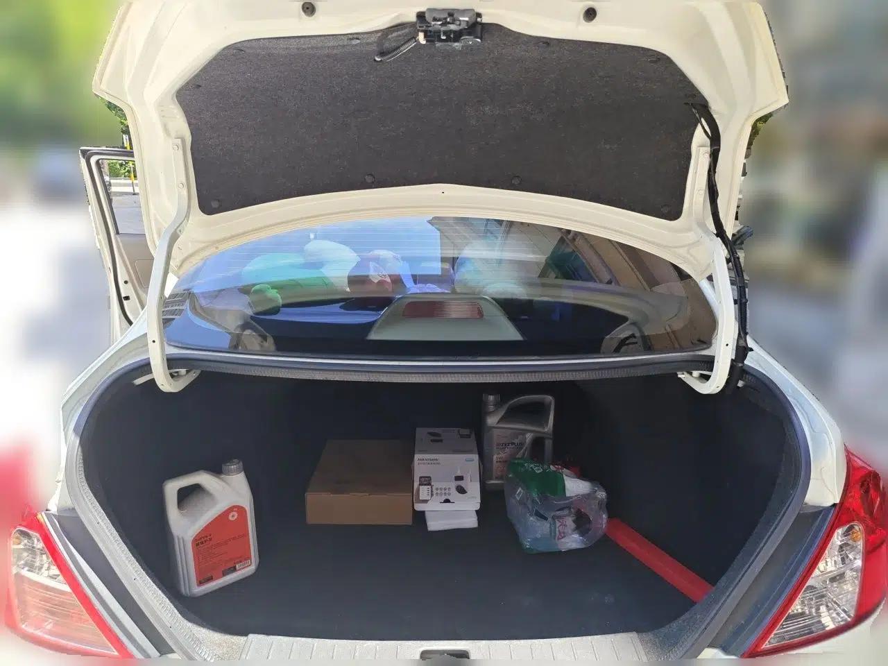 Nissan Sunny 2011 1.5XE CVT Comfort Edition — миниатюра 19