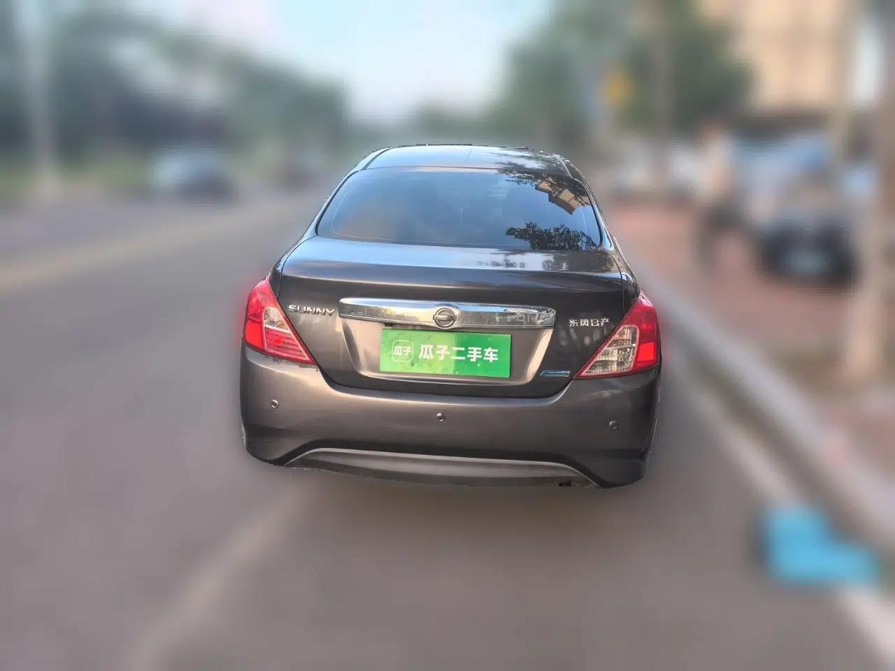Nissan Sunny 2014 1.5XE Manual Elite Edition — миниатюра 5