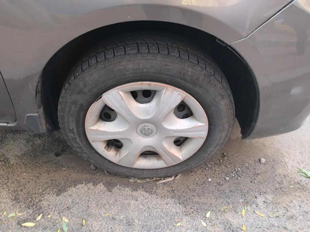 Nissan Sunny 2011 1.5XE CVT Comfort Edition — миниатюра 8