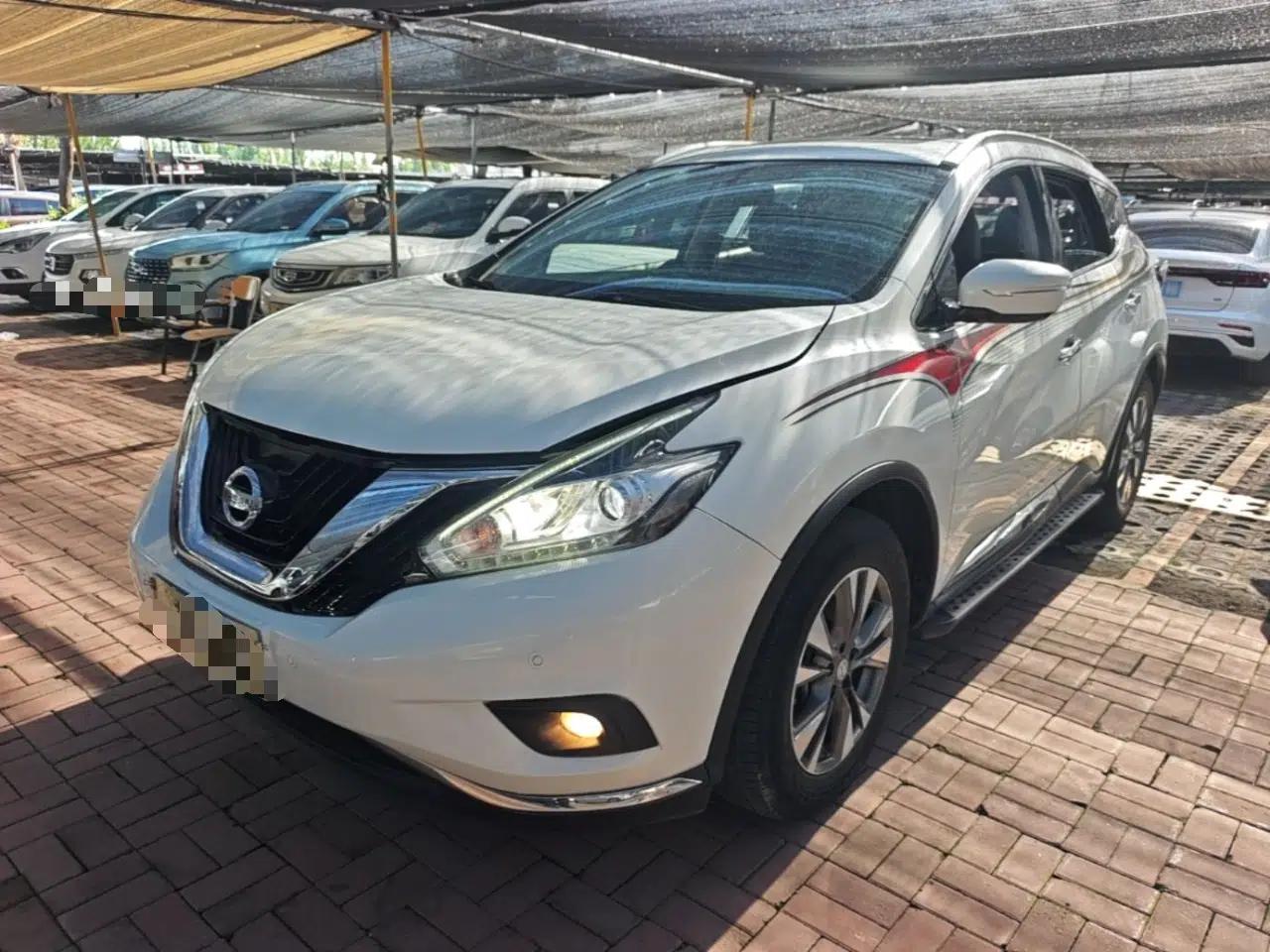 Nissan Murano 2017 2.5L XL Two-Wheel Drive Smart Edition — миниатюра 1