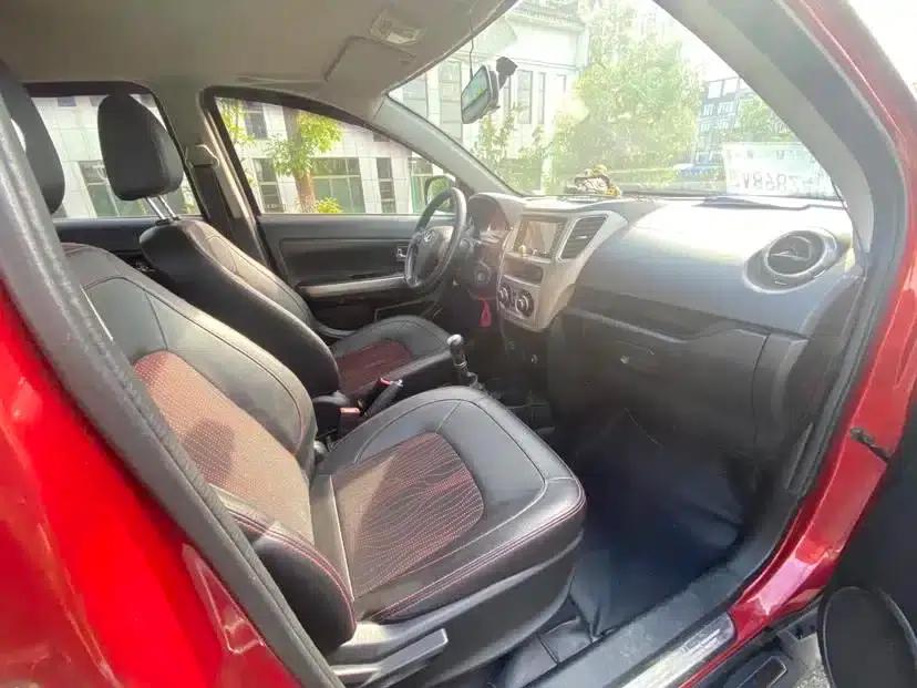 Great Wall M4 2012 1.5L Manual Elite — миниатюра 11