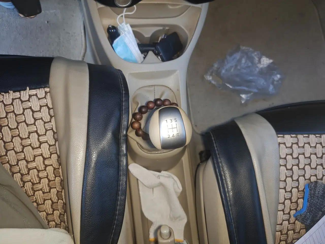 Nissan Livina 2013 1.6XE Manual Comfort Edition — миниатюра 14