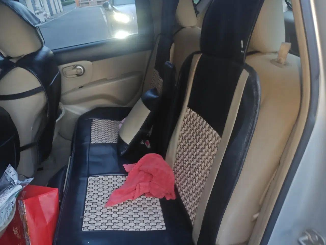 Nissan Livina 2013 1.6XE Manual Comfort Edition — миниатюра 17