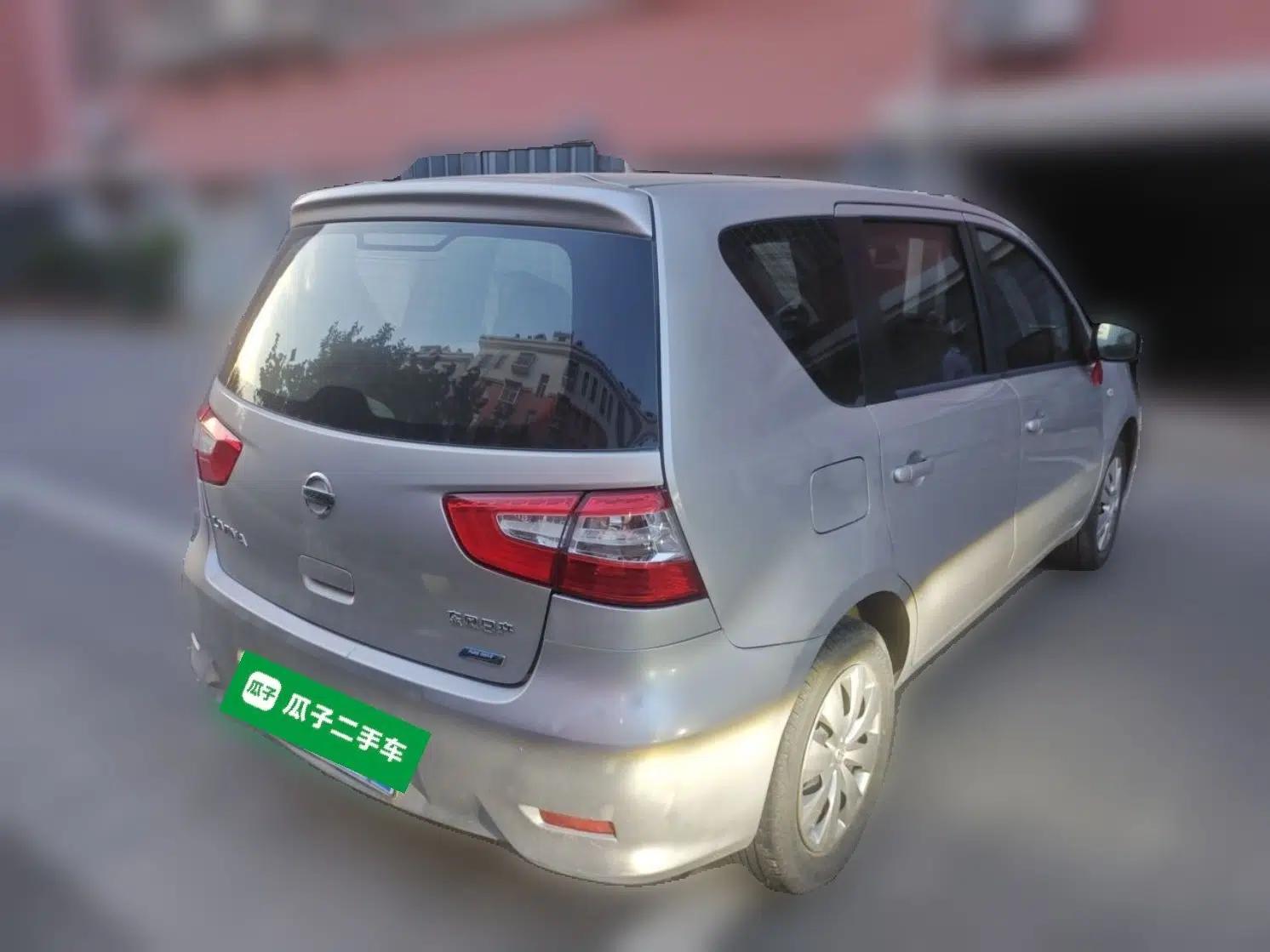 Nissan Livina 2013 1.6XE Manual Comfort Edition — миниатюра 6
