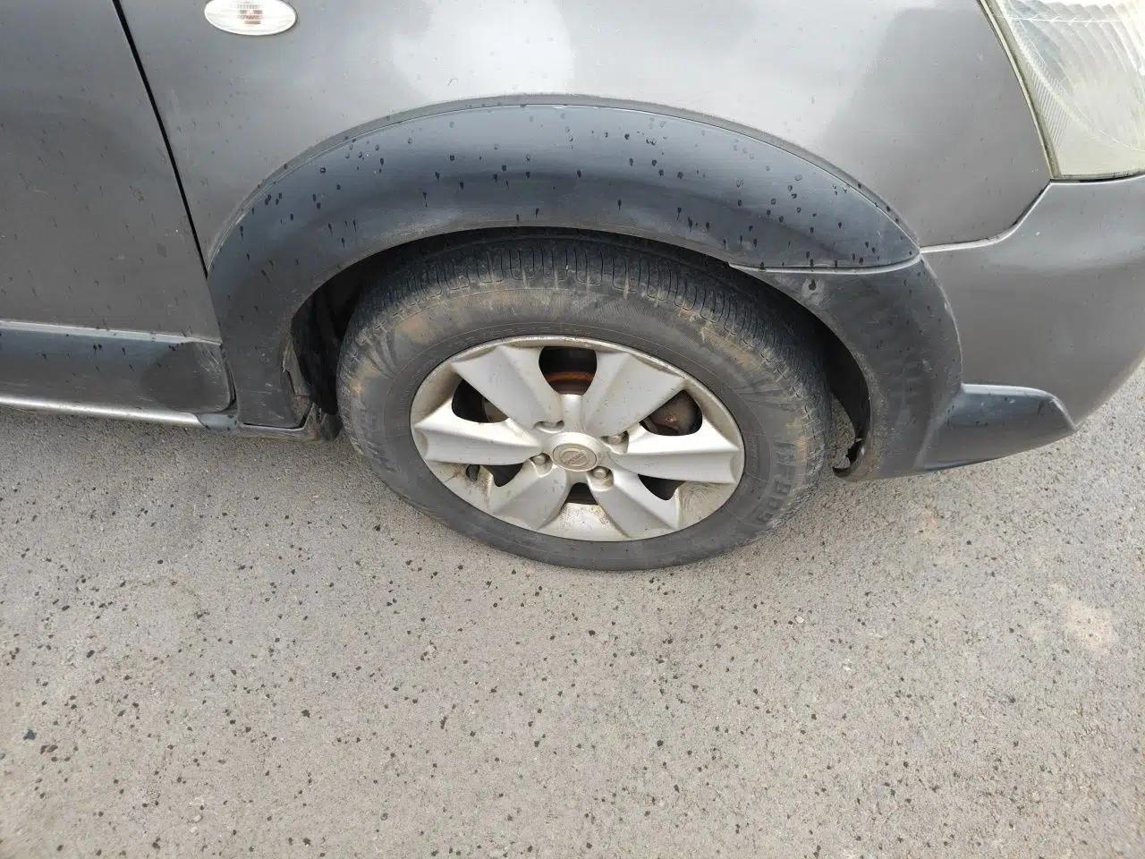 Nissan Livina 2008 Jingrui 1.6L Manual Smart Edition — миниатюра 8