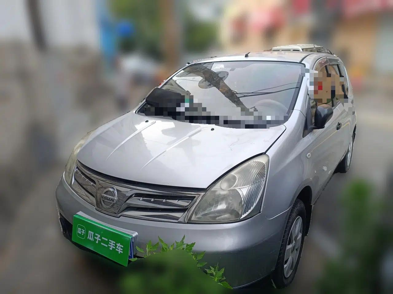 Nissan Livina 2010 Jingyue Edition 1.6L Automatic All-in-One Model — миниатюра 1