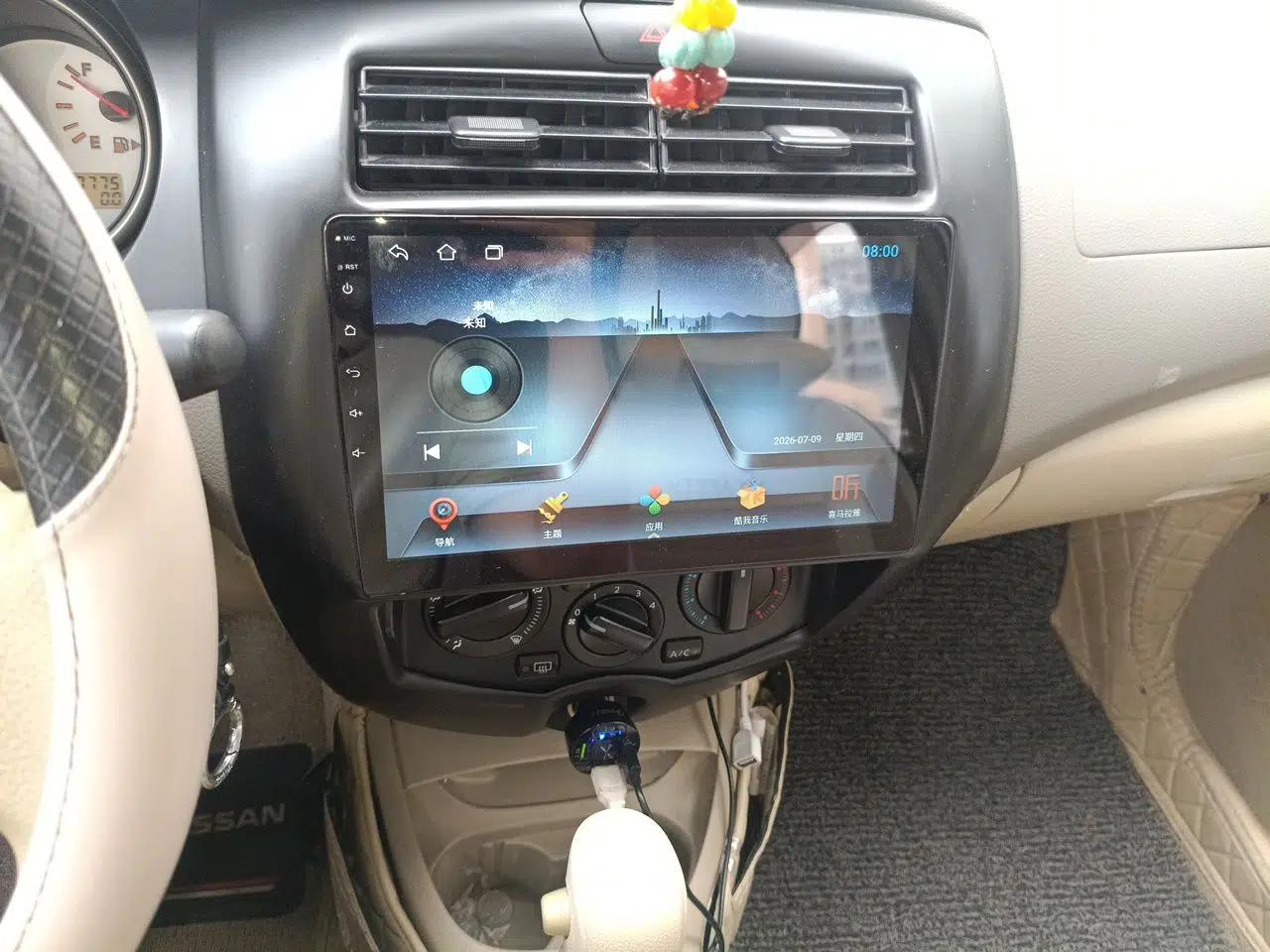 Nissan Livina 2010 Jingyue Edition 1.6L Automatic All-in-One Model — миниатюра 13