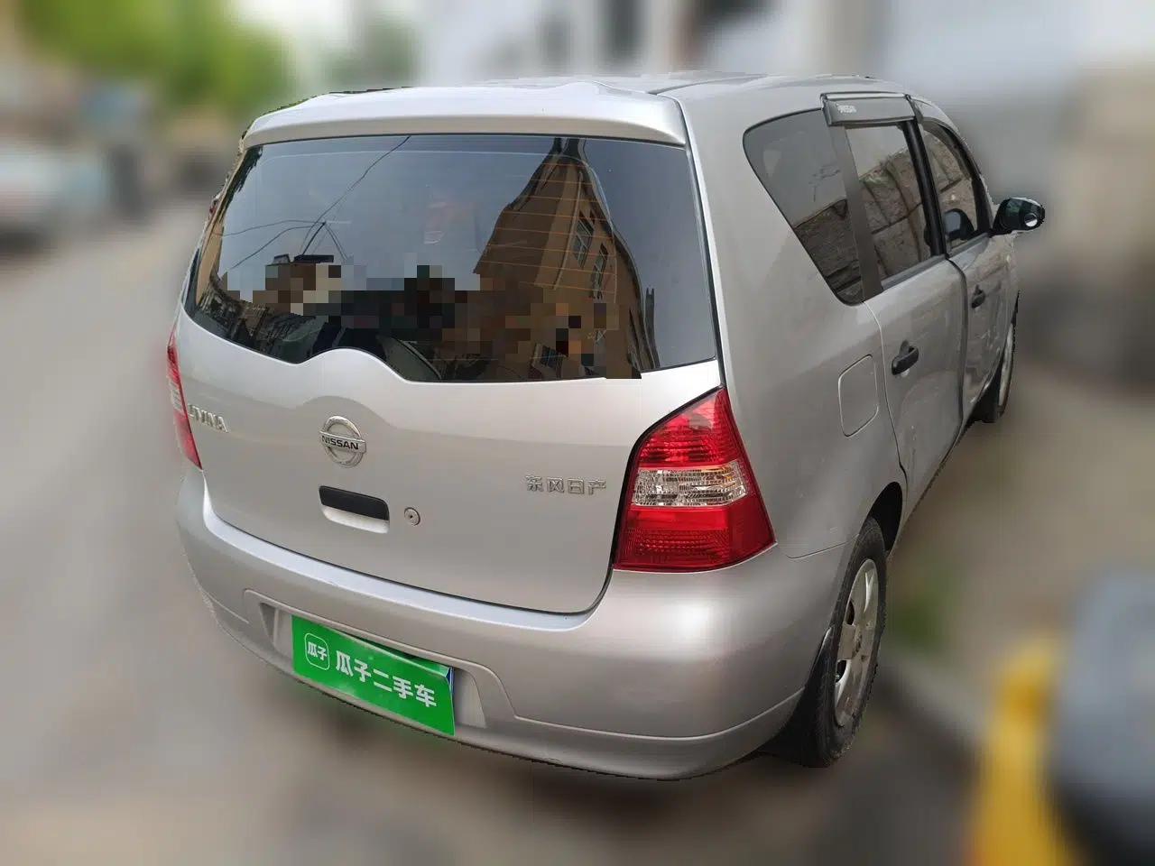 Nissan Livina 2010 Jingyue Edition 1.6L Automatic All-in-One Model — миниатюра 6
