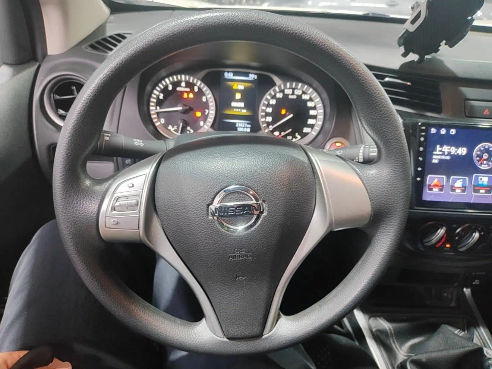 Nissan Terra 2018 2.5L Manual Two-Wheel Drive Elite Edition — миниатюра 18