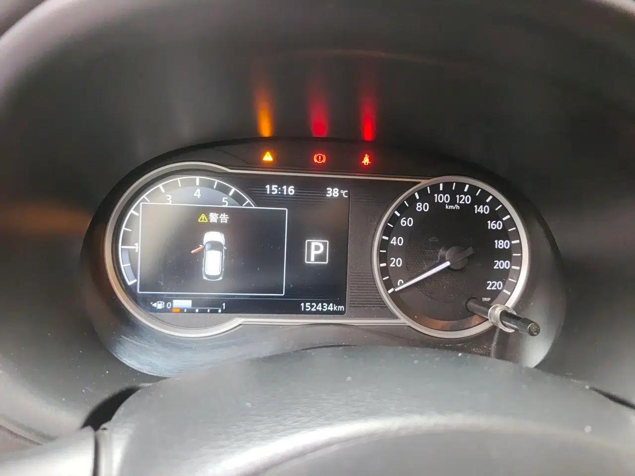 Nissan Kicks 2018 1.5L CVT Smart Connect Luxury Edition — миниатюра 11