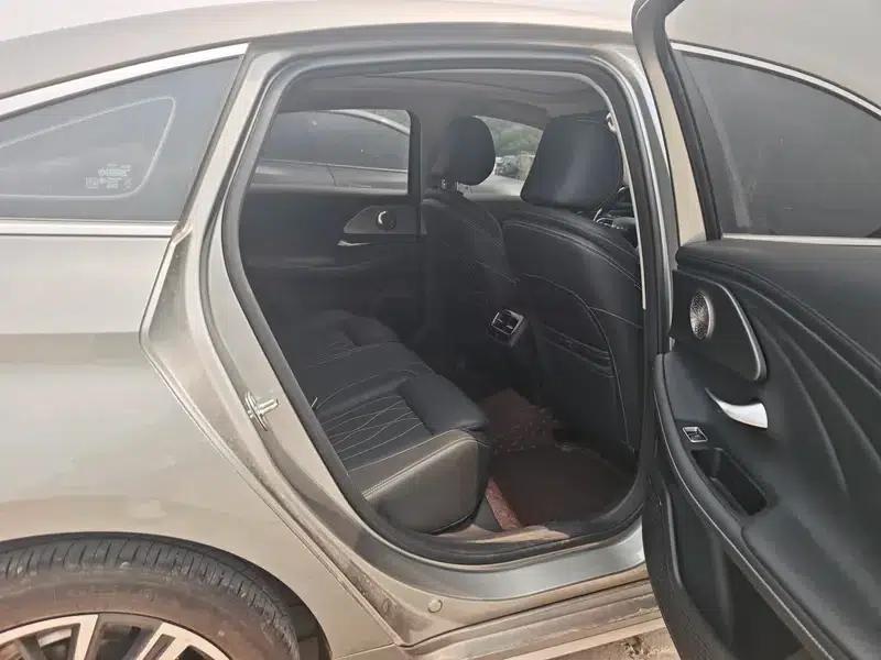 Chery Arrizo 8 2022 1.6TGDI DCT Premium — миниатюра 12