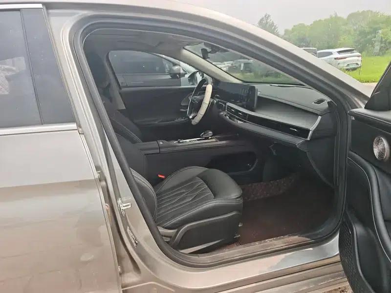 Chery Arrizo 8 2022 1.6TGDI DCT Premium — миниатюра 13