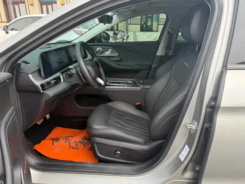 Chery Arrizo 8 2024 High-Performance Edition 2.0T DCT — миниатюра 10