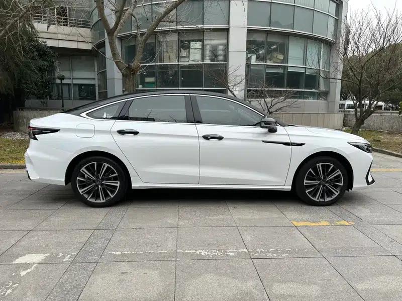 Chery Arrizo 8 2024 Model 1.6TGDI DCT Smart — миниатюра 7