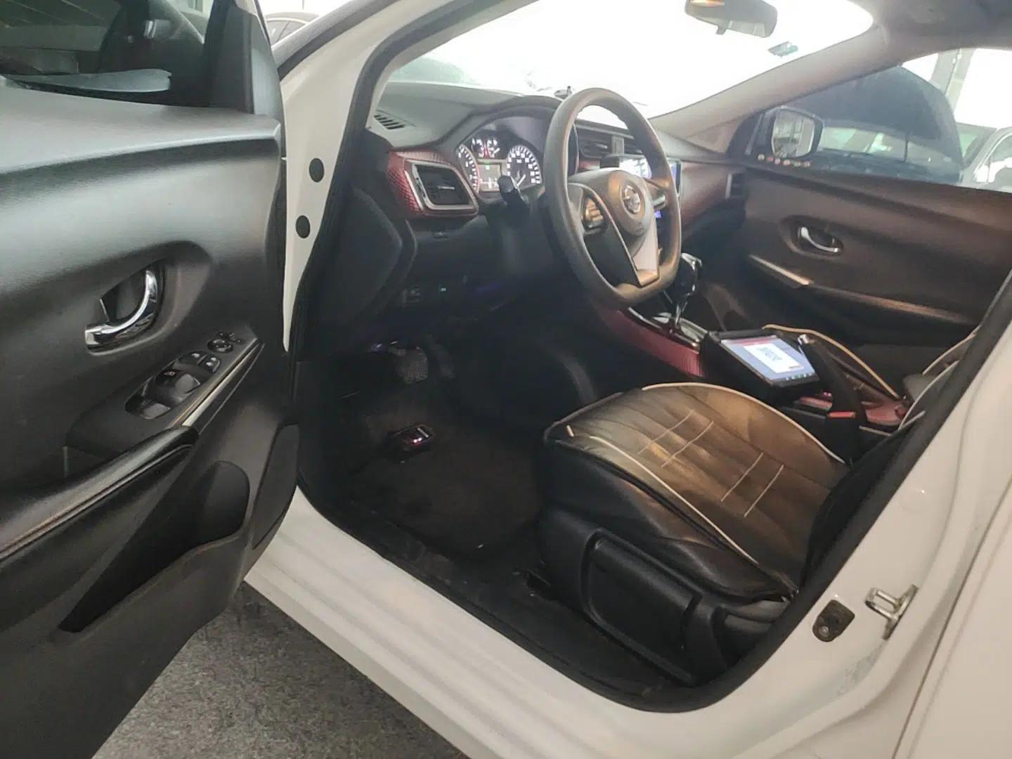 Nissan Lannia 2016 1.6L CVT Cool Edition — миниатюра 23