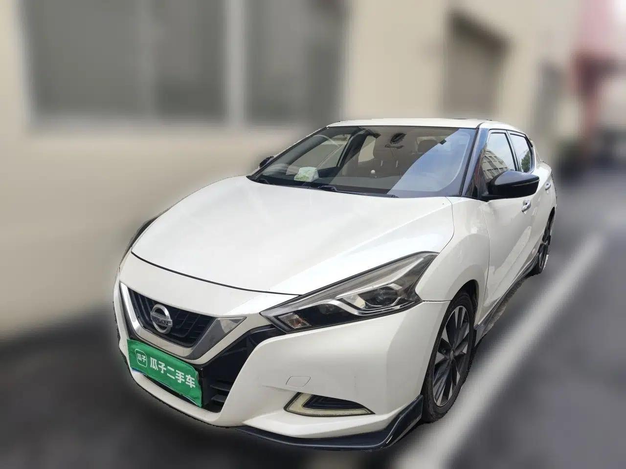 Nissan Lannia 2016 1.6L CVT Smart Edition — миниатюра 1