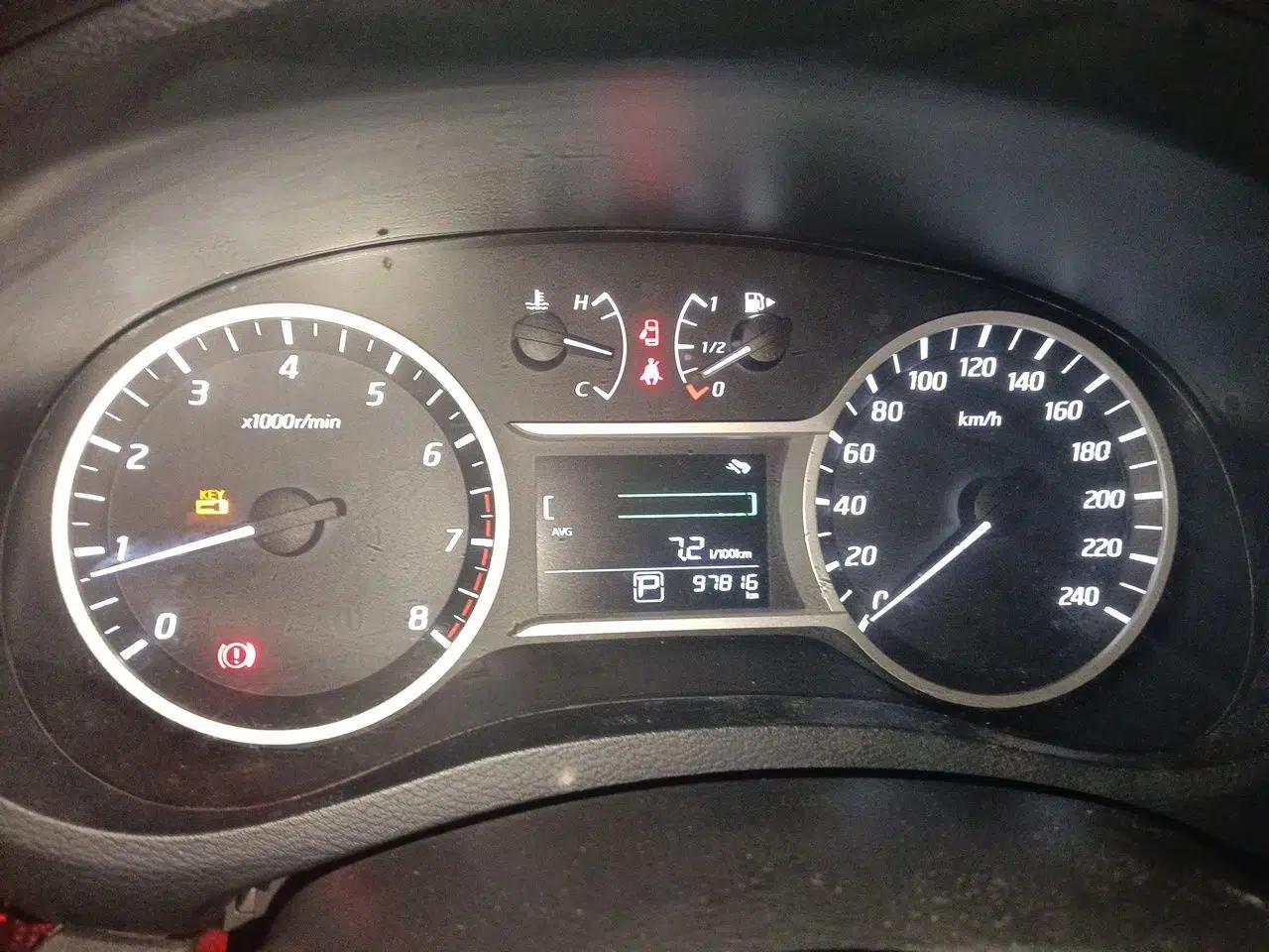 Nissan Lannia 2016 1.6L CVT Smart Cool Edition — миниатюра 11