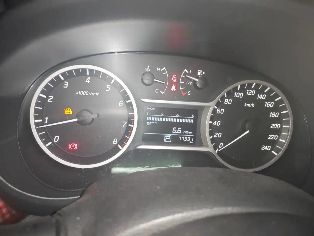 Nissan Lannia 2016 1.6L CVT Smart Cool Edition — миниатюра 11