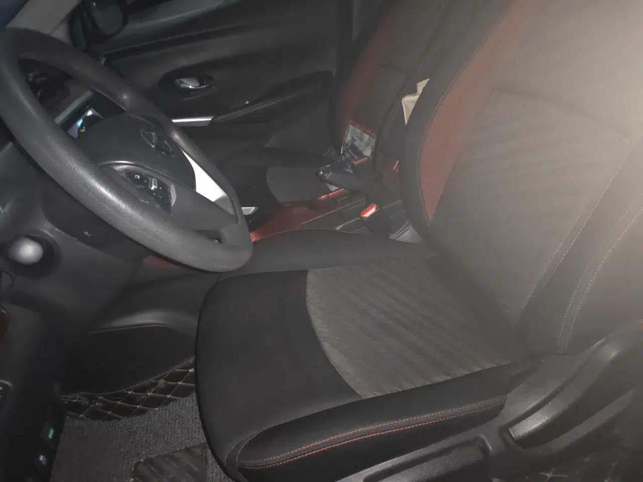 Nissan Lannia 2016 1.6L CVT Smart Cool Edition — миниатюра 15