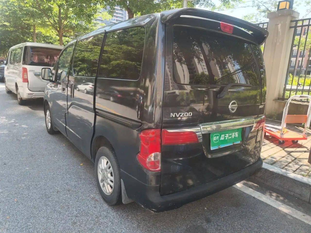 Nissan NV200 2016 Revised Version 1.6L Manual Luxury Edition — миниатюра 4