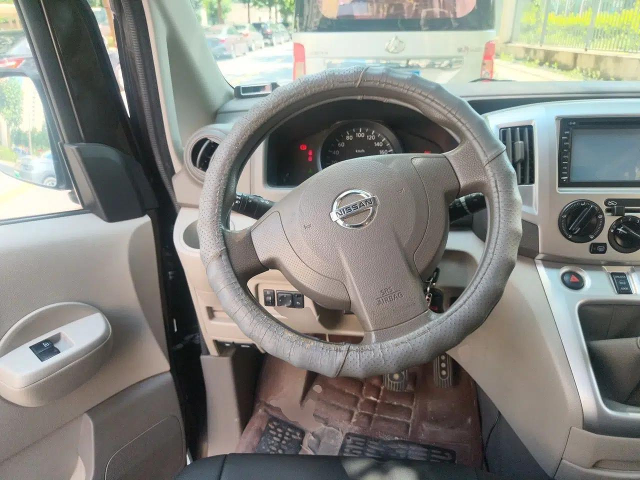 Nissan NV200 2016 Revised Version 1.6L Manual Luxury Edition — миниатюра 10